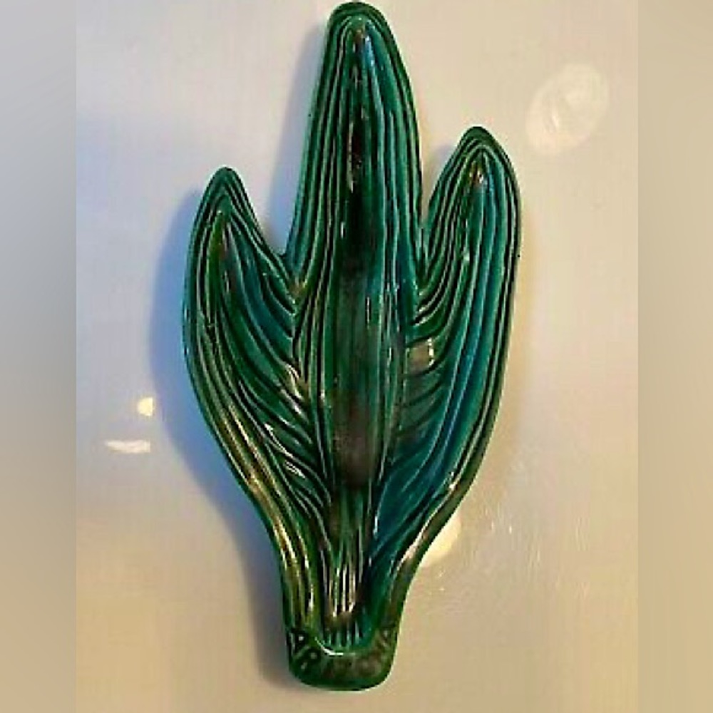 Arizona Souvenir Green Ceramic Desert Cactus Southwest SAGUARO Wall Plaque